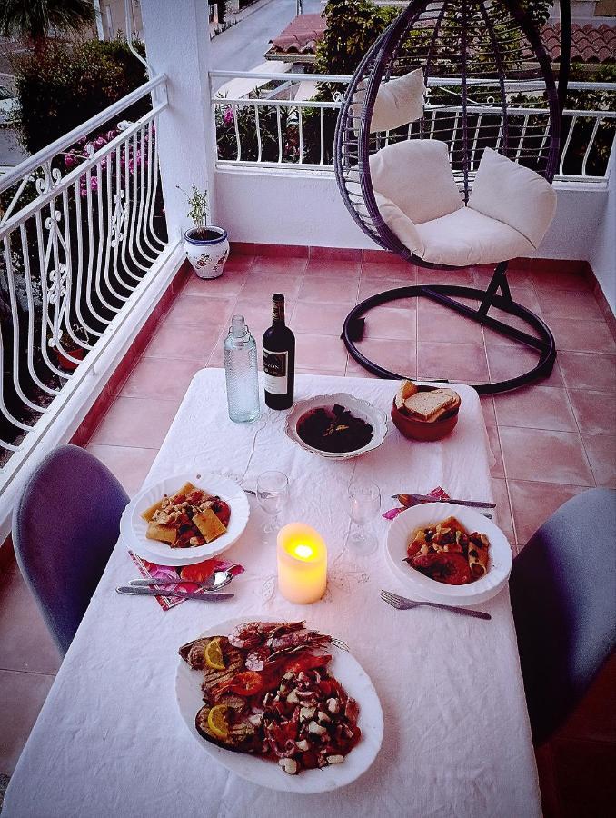 Homestay Residencia Tortuga Mora