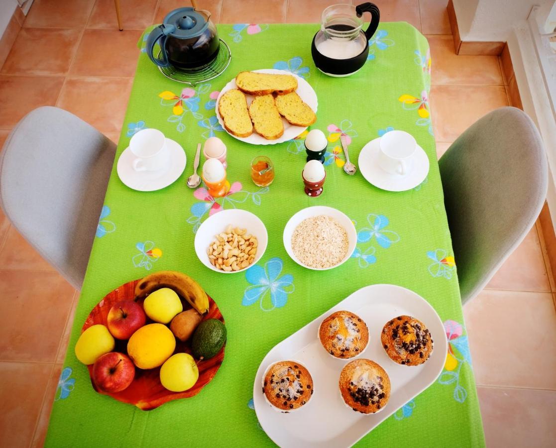 Homestay Residencia Tortuga Mora *
