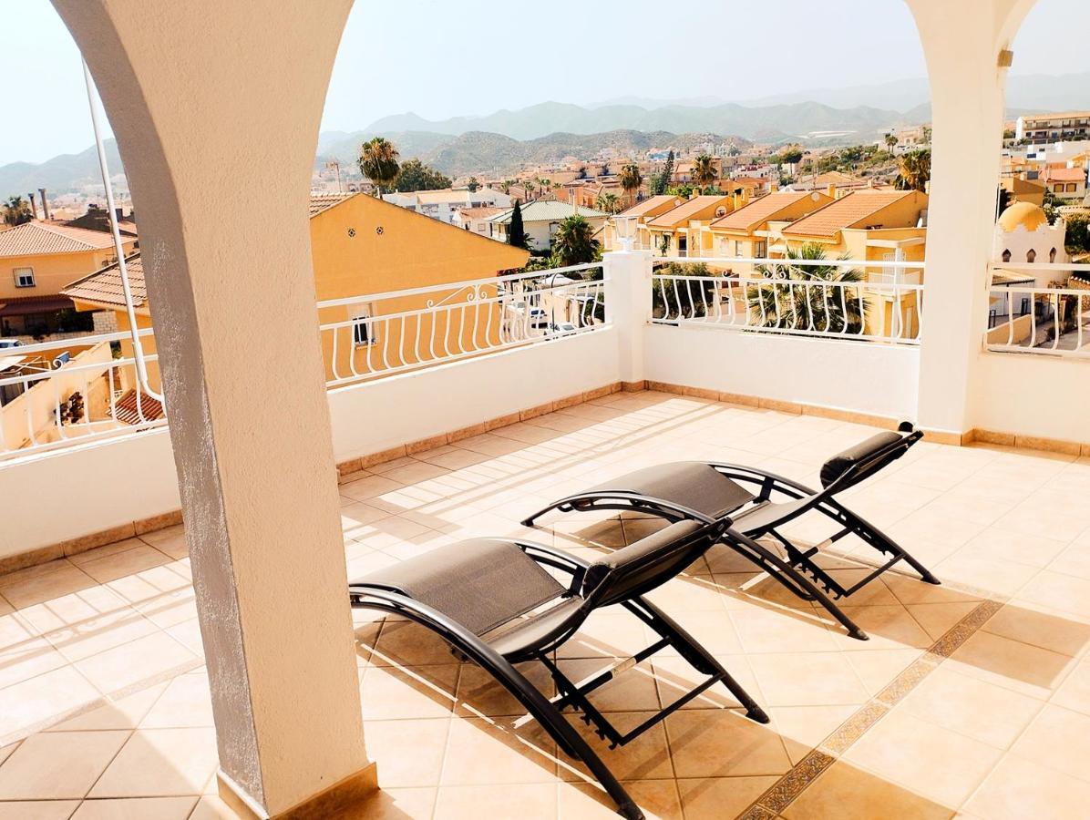 Residencia Tortuga Mora Calabardina